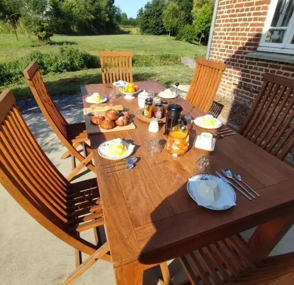 ベッドアンドブレックファースト Le Moulin Sainte Marie, Chambres D Hôtes Et Gîte