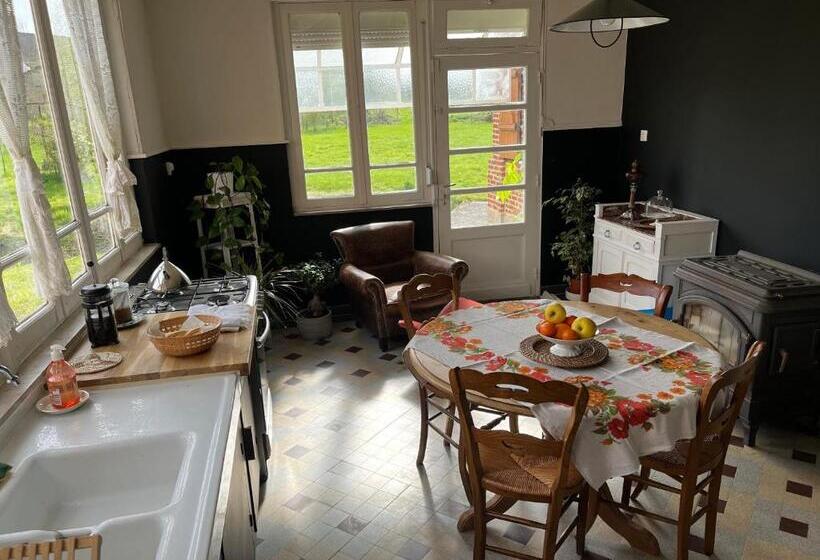 Nocleg ze śniadaniem Le Moulin Sainte Marie, Chambres D Hôtes Et Gîte