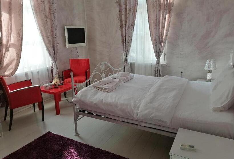 تختخواب و صبحانه Citalna Rooms