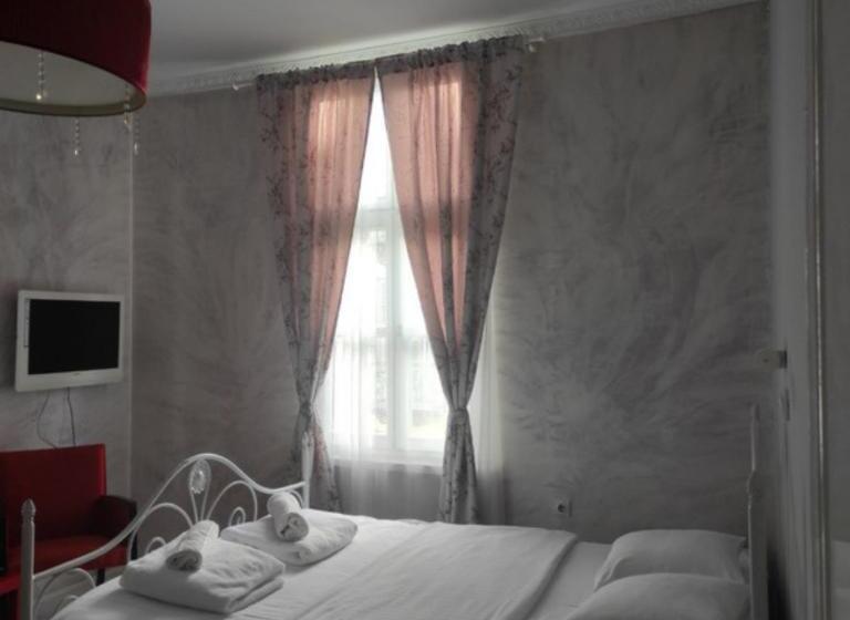 تختخواب و صبحانه Citalna Rooms