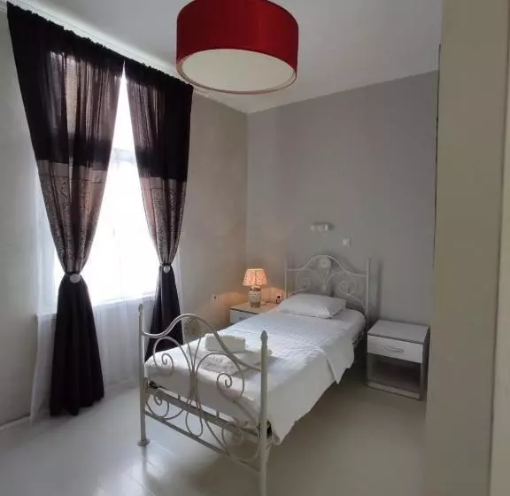 تختخواب و صبحانه Citalna Rooms
