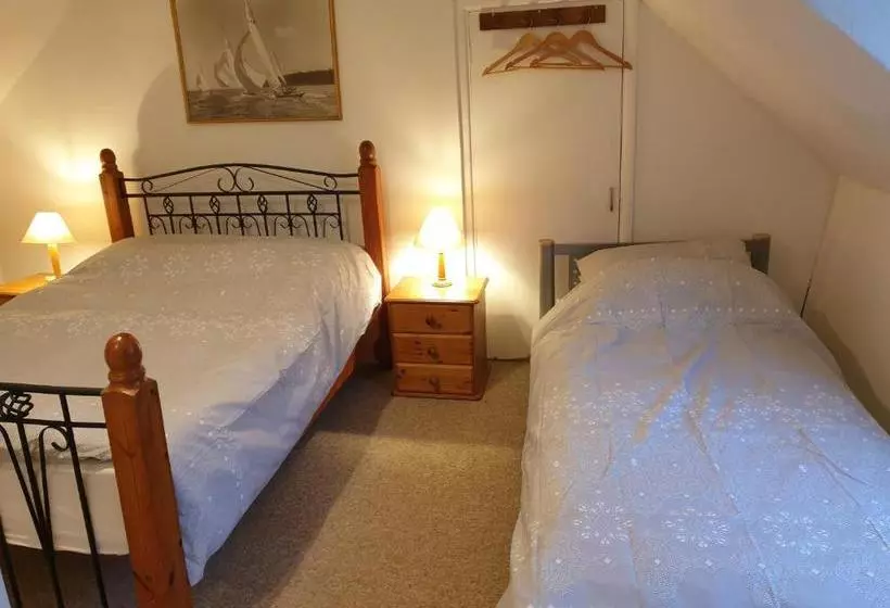 Aamiaismajoitus (B&B) The Horse And Panniers Guest House