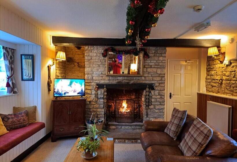 مبيت وإفطار The Horse And Panniers Guest House