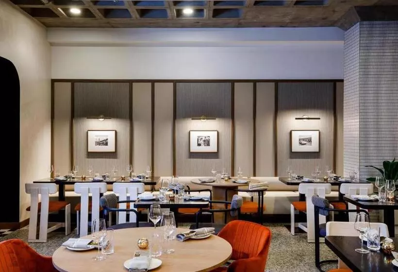 ホテル Indy, Indianapolis, A Tribute Portfolio