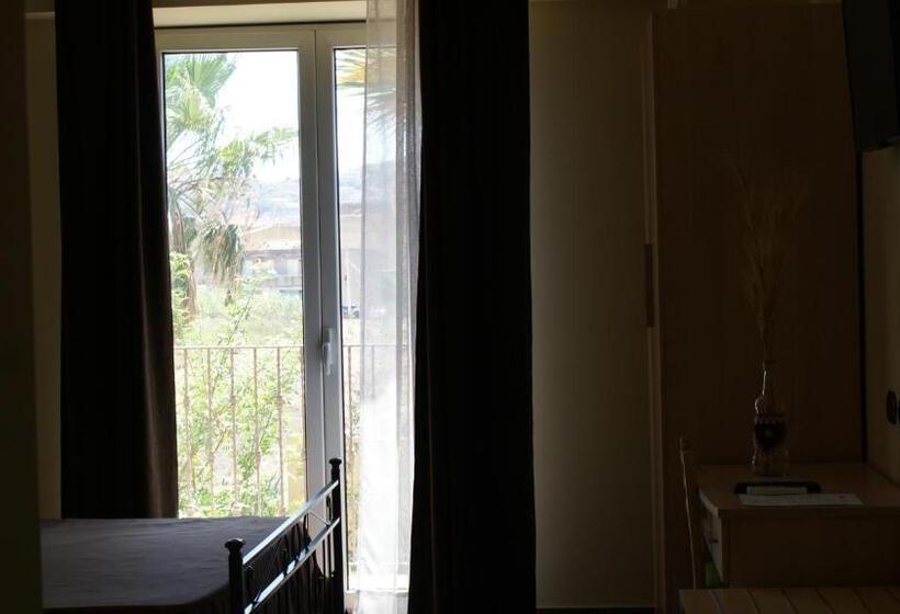 בית מלון כפרי Mimi