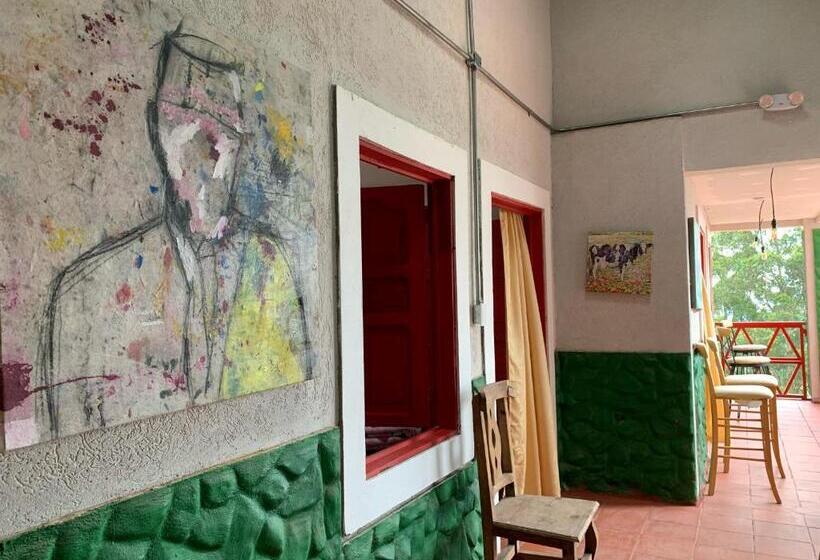 בית מלון כפרי Natura Cocora