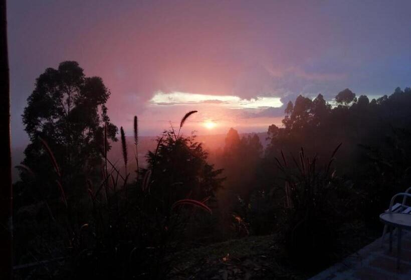 בית מלון כפרי Natura Cocora