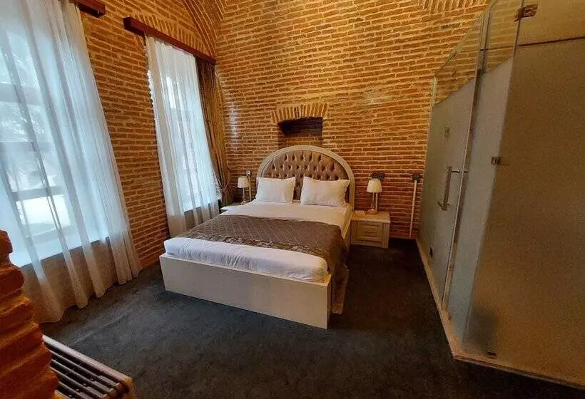 هتل Shah Abbas Karvansaray