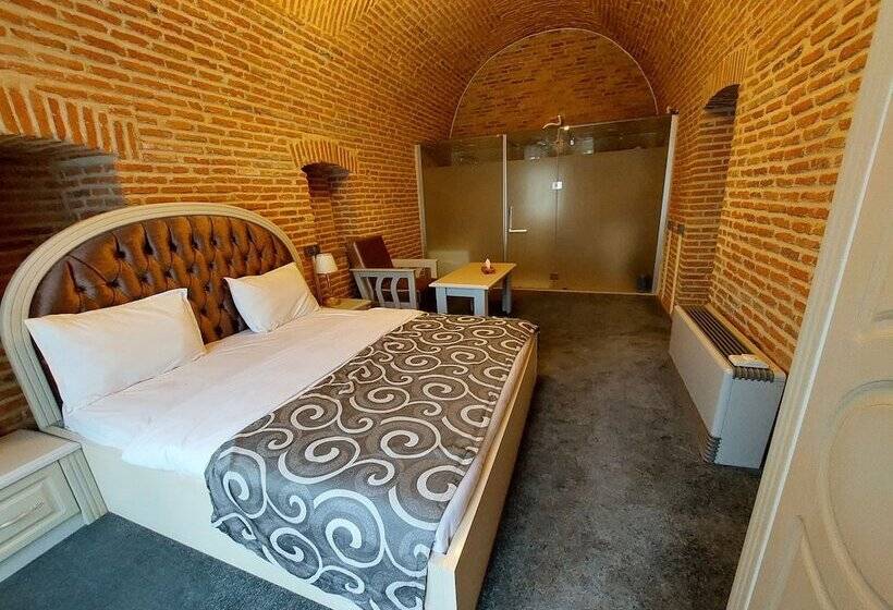 هتل Shah Abbas Karvansaray