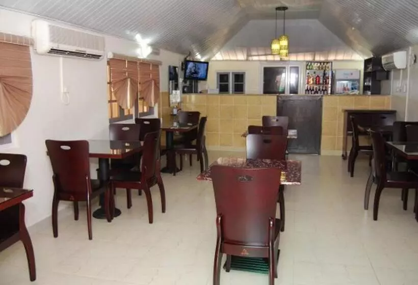 Majatalo Room In Apartment   Auris Court   Economy