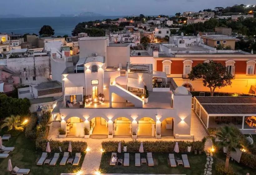 Hotelli Insula Boutique