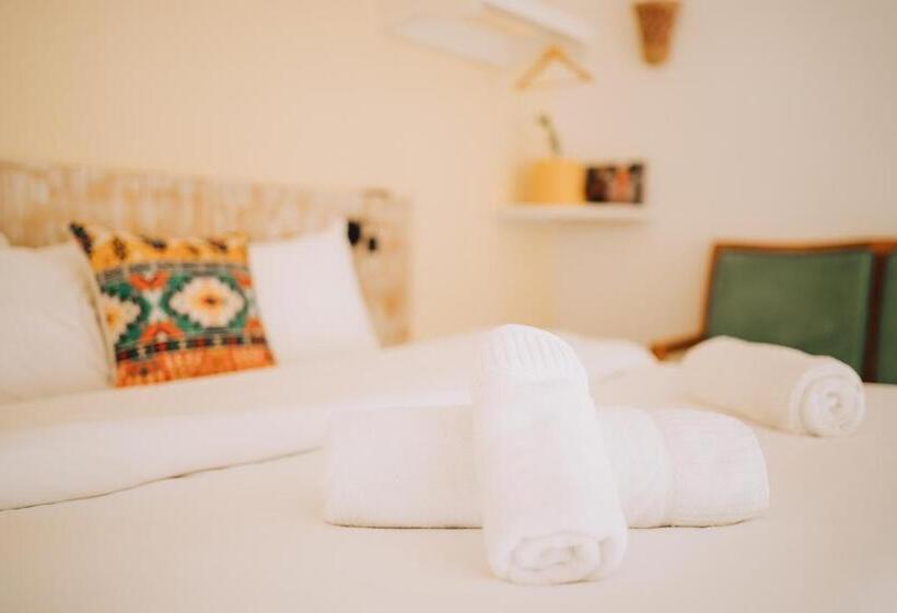 בית מלון כפרי Luna Resort   Mitzpe Ramon