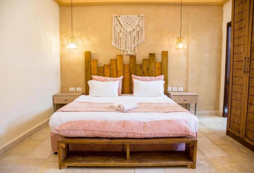 בית מלון כפרי Luna Resort   Mitzpe Ramon