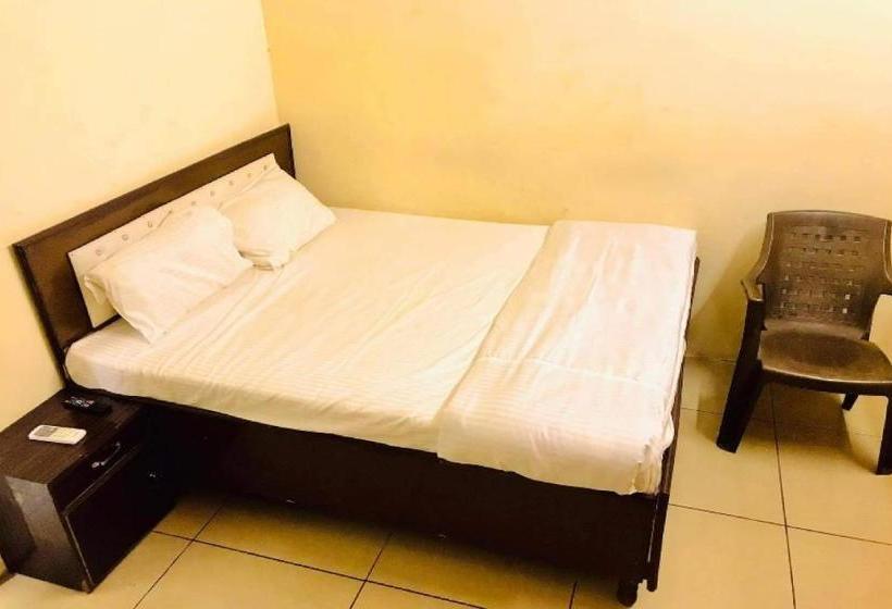 Oyo 80749 Hotel The Glory Palace