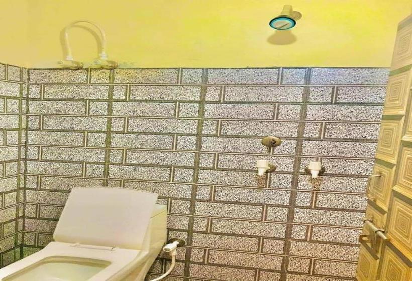 Oyo 80749 Hotel The Glory Palace