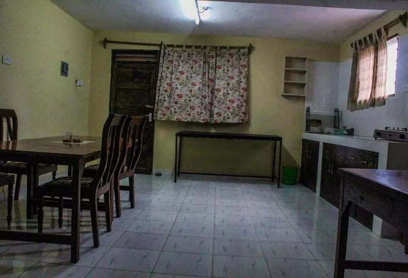 پانسیون Armaan Guest House