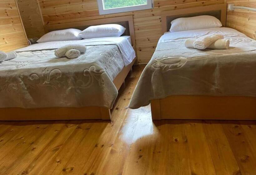 פנסיון Bujtina Zemra Tradites