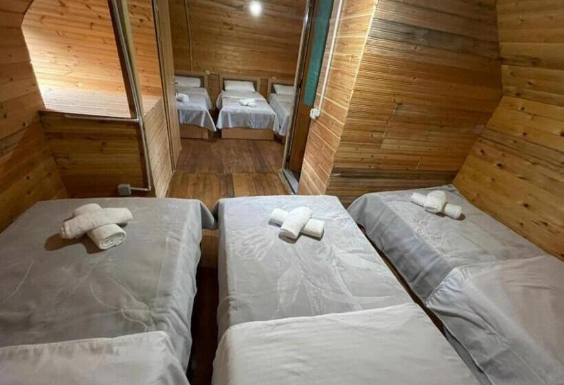 بنسيون Bujtina Zemra Tradites