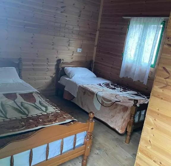 پانسیون Bujtina Zemra Tradites