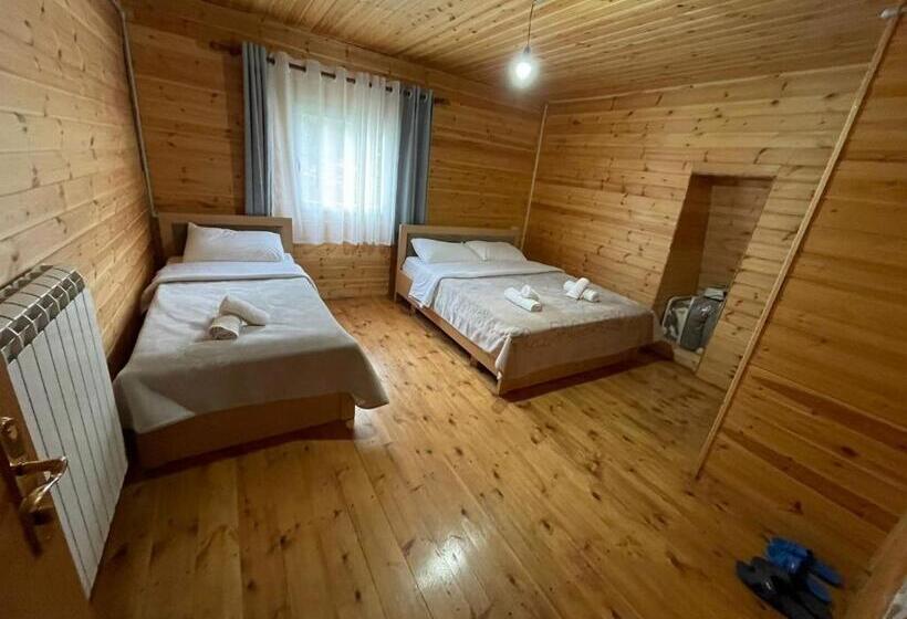 פנסיון Bujtina Zemra Tradites