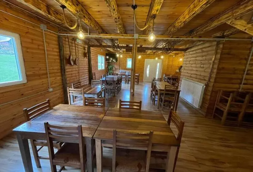 پانسیون Bujtina Zemra Tradites