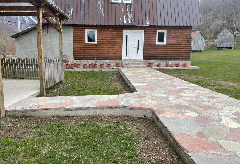 بنسيون Bujtina Zemra Tradites