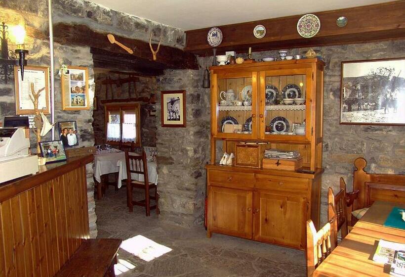 بنسيون Casa Lisa