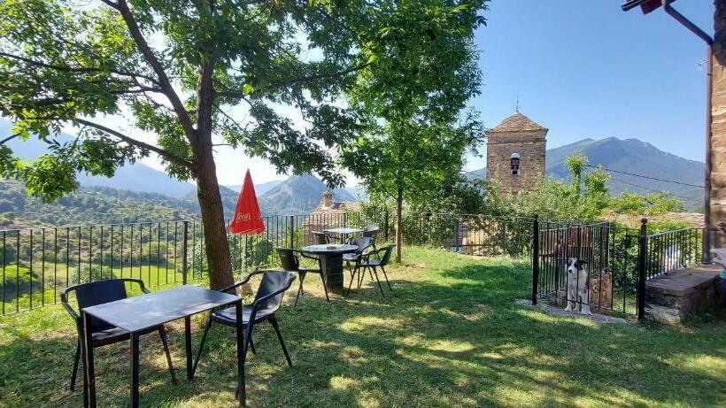 بنسيون Casa Lisa