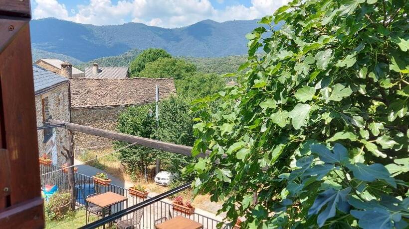 بنسيون Casa Lisa