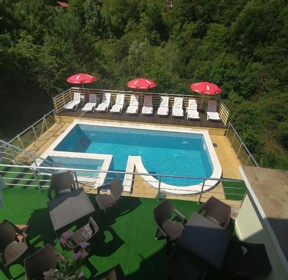 Пансион Guest House Shipkovo Hills