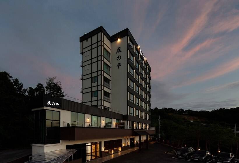 Tomonoya Hotel & Ryokan Daecheon