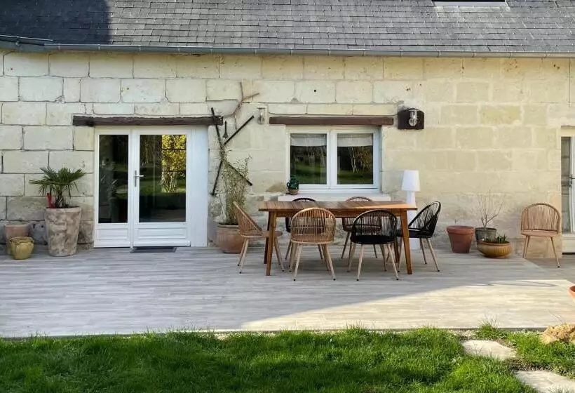 Aamiaismajoitus (B&B) Chambres D Hôtes Avec Piscine Et Spa La Folière Saumur