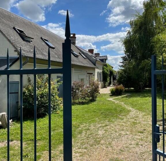 مبيت وإفطار Chambres D Hôtes Avec Piscine Et Spa La Folière Saumur