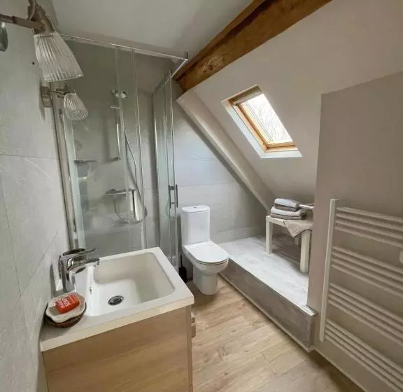 Aamiaismajoitus (B&B) Chambres D Hôtes Avec Piscine Et Spa La Folière Saumur