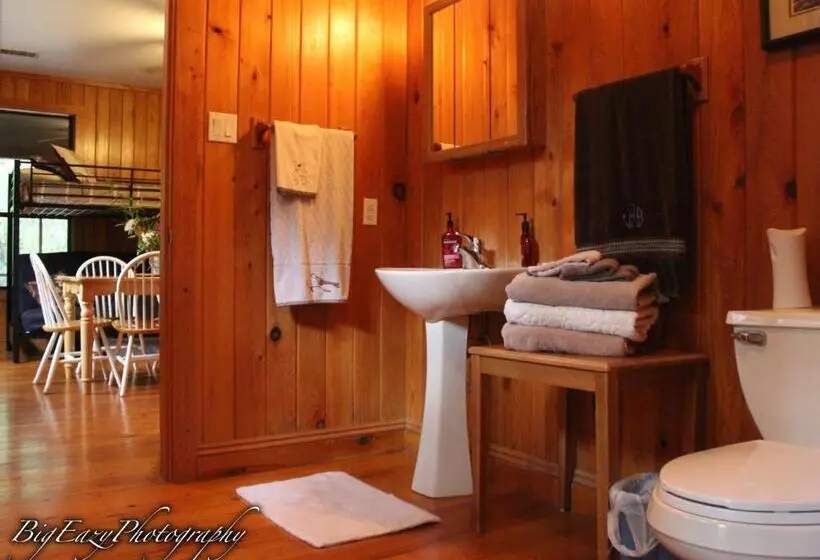 Aamiaismajoitus (B&B) The Meadow Cabin