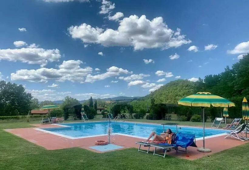 ホテル Agriturismo Francini
