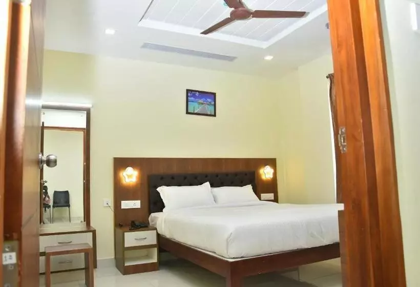 Hotelli Le Arul Park