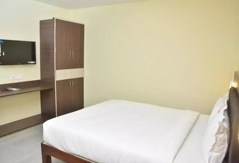 Hotelli Le Arul Park