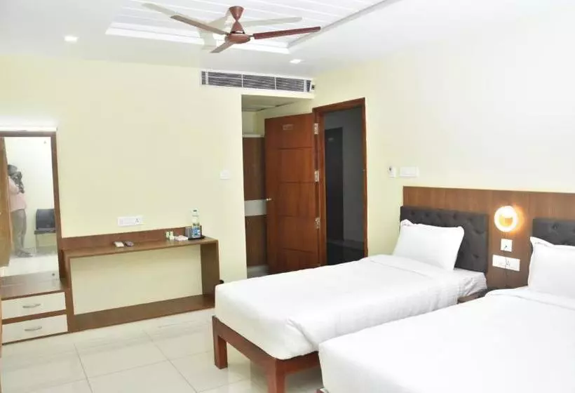 Hotelli Le Arul Park