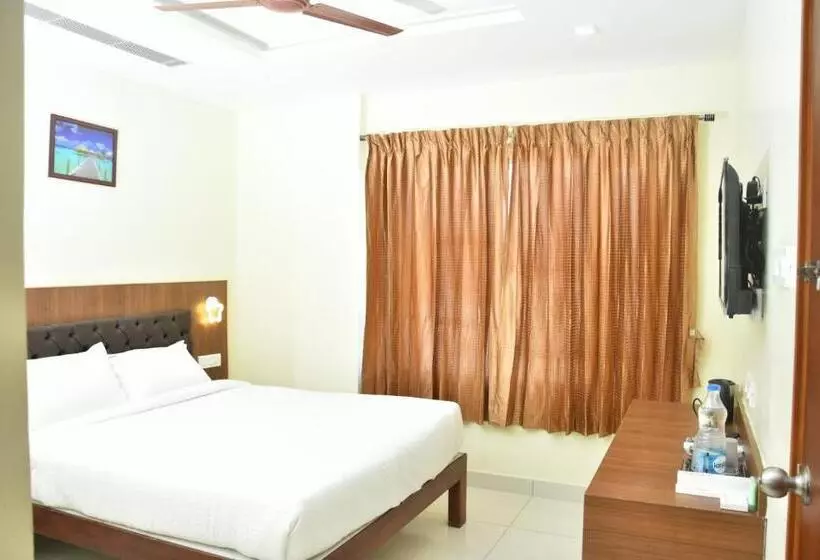 Hotelli Le Arul Park