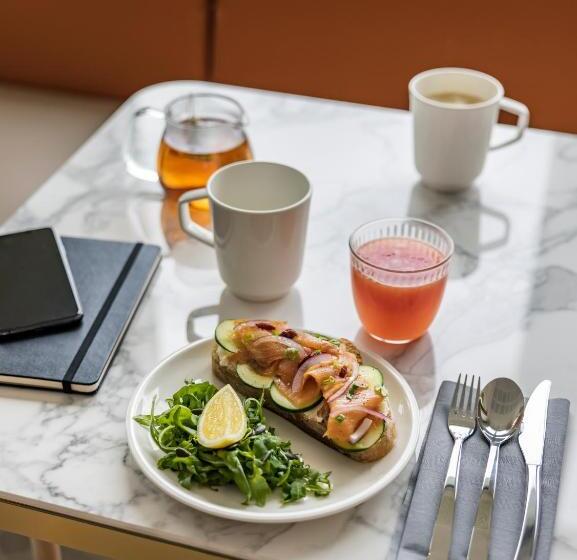 Okko Hotels Nice Aéroport