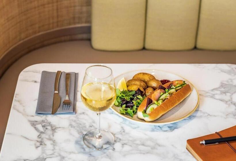 Okko Hotels Nice Aéroport