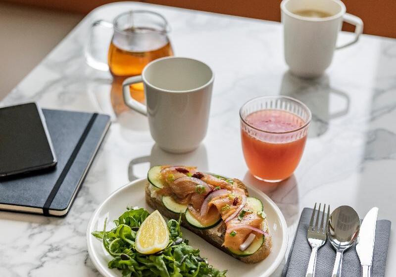 Okko Hotels Nice Aéroport