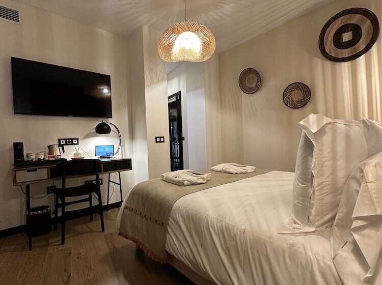 בית מלון כפרי Santo Cristo La Ciudadela Marbella