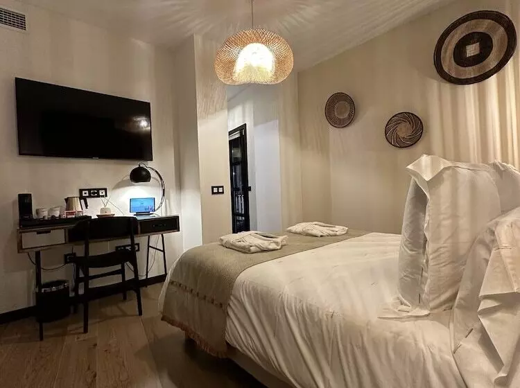 ホテル Santo Cristo La Ciudadela Marbella