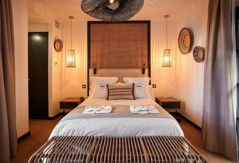 ホテル Santo Cristo La Ciudadela Marbella