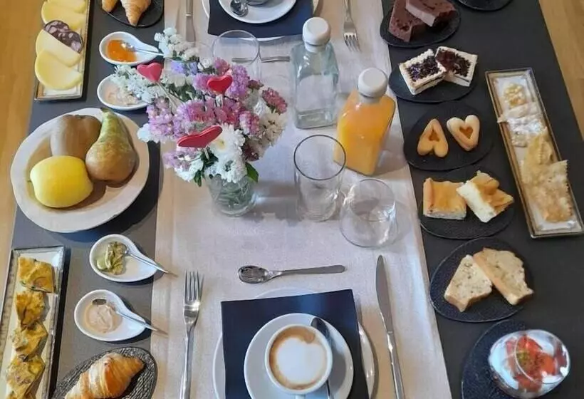 Hotelli Santoro Country House