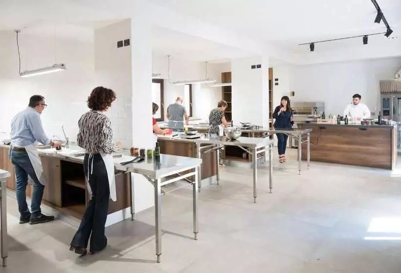 Hotelli Santoro Country House