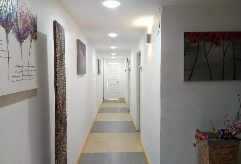 Hotelli The Serai Cottage Transit