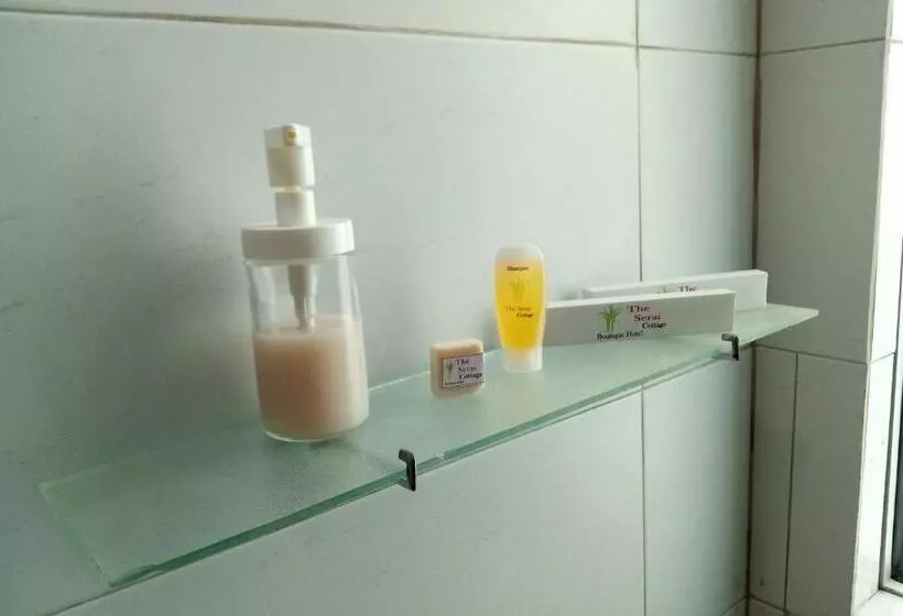 Hotelli The Serai Cottage Transit